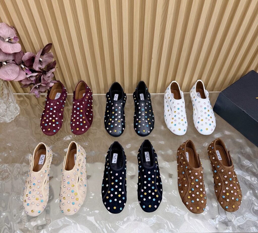 Alaia Shoe Style 3301197