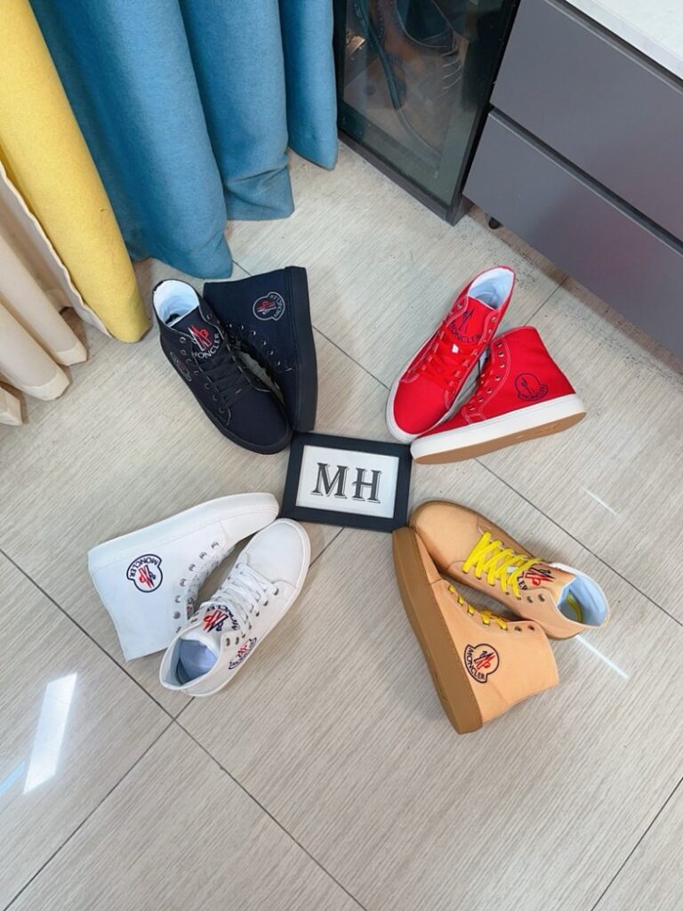 Moncler Shoe Style 2491155