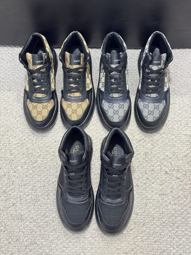 Gucci Shoe Style 2401127