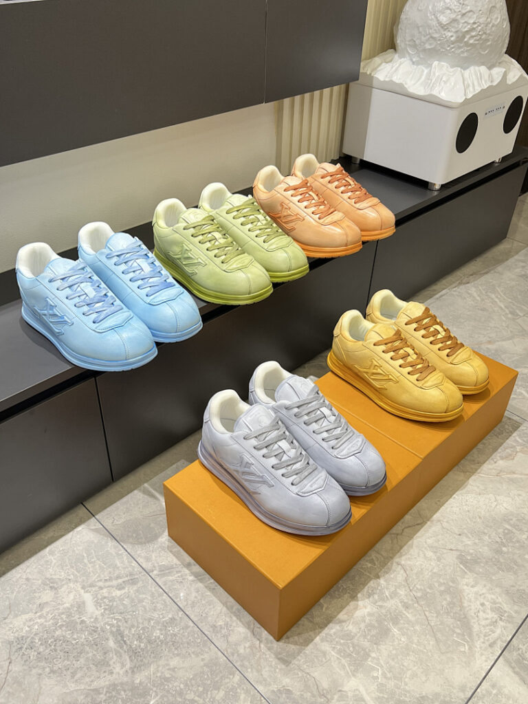 Louis Vuitton Shoe Style 3801126