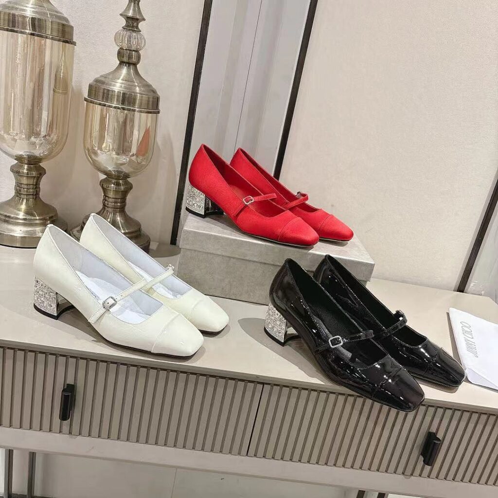 Jimmy Choo Shoe Style 2901135