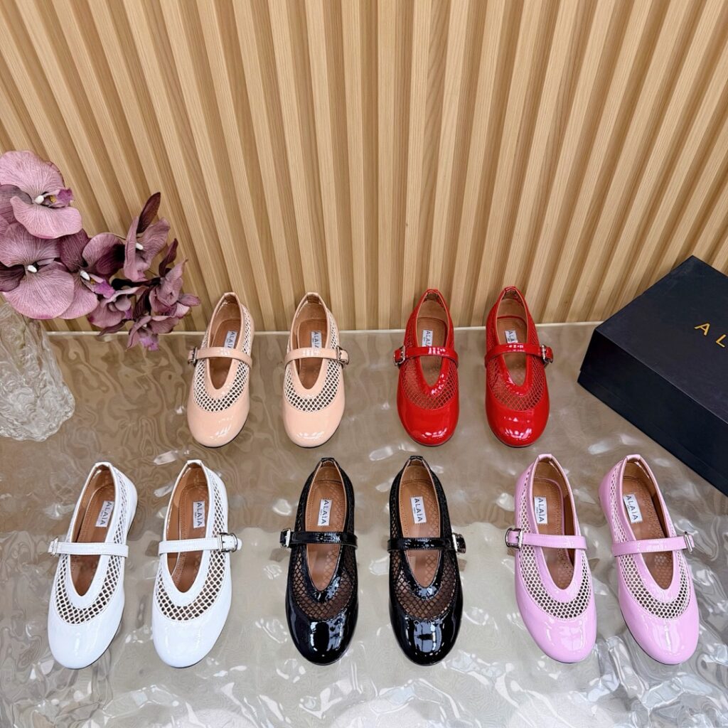 Alaia Shoe Style 3201197