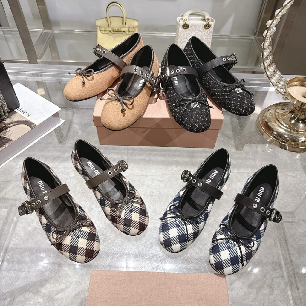 Miu Miu Shoe Style 2701159