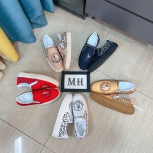 Moncler Shoe Style 2401155