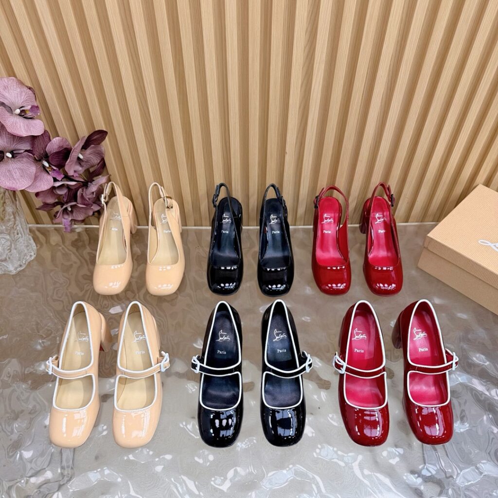 Christian Louboutin Shoe Style 3201197