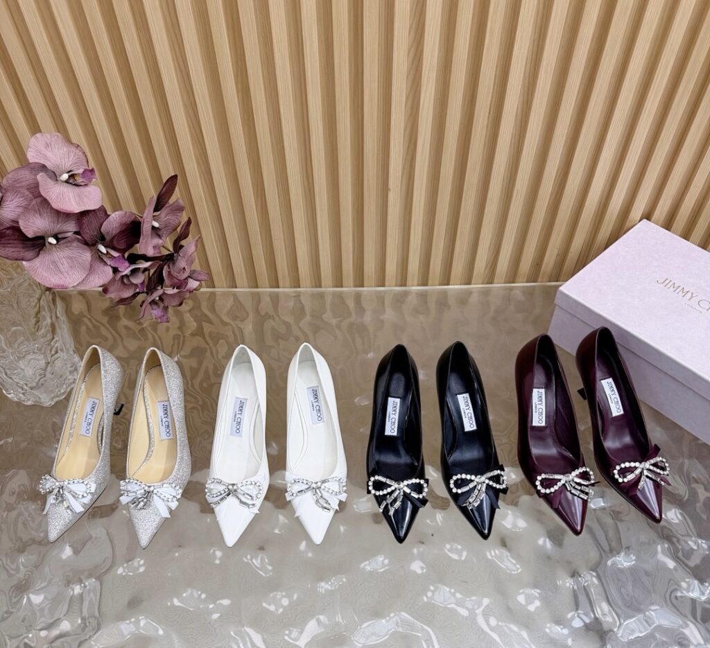 Jimmy Choo Shoe Style 3301197