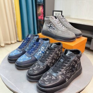 Gucci Shoe Style 2491155