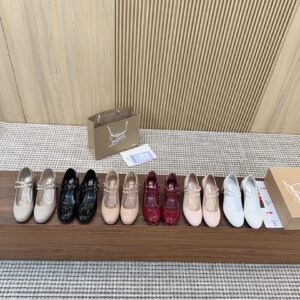 Christian Louboutin Shoe Style 2901133