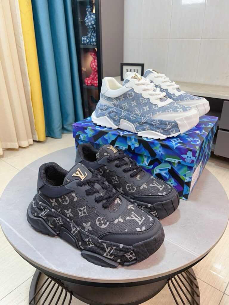 Louis Vuitton Shoe Style 3201155