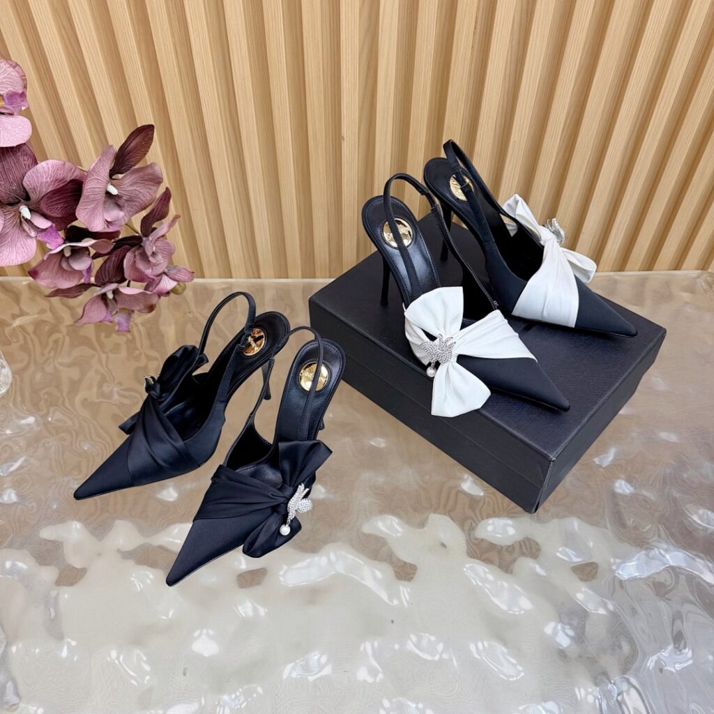 Saint Laurent Shoe Style 3201197