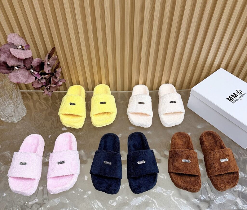 Shoe Style 2401197