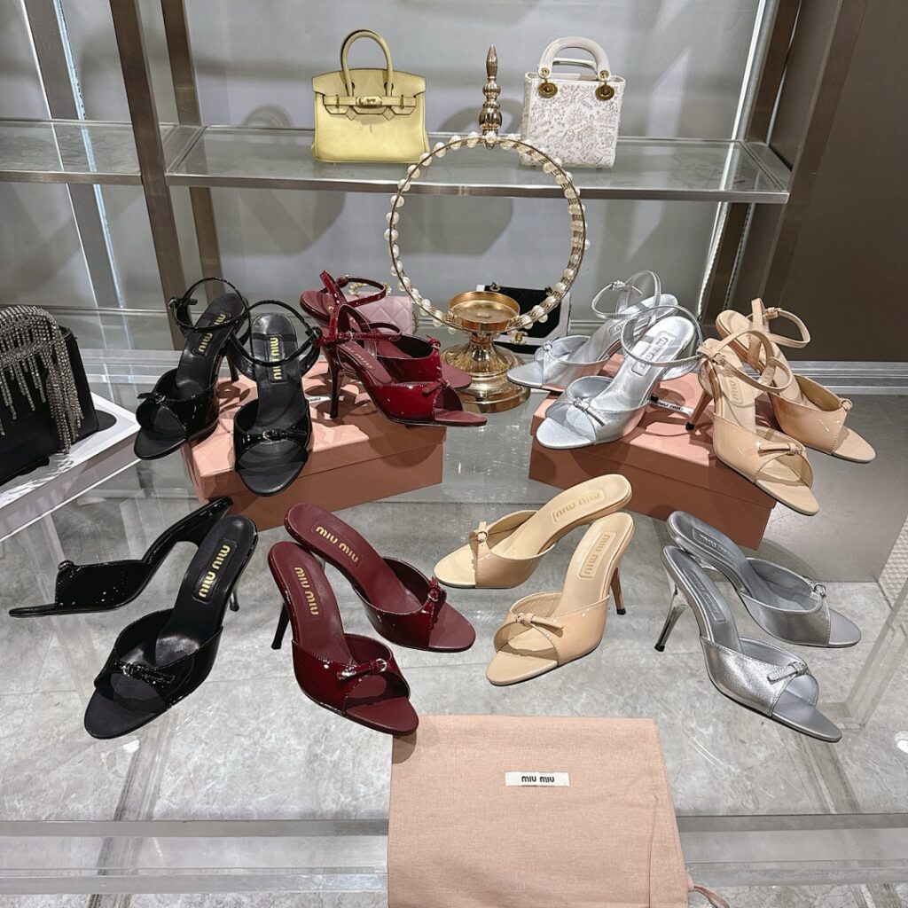 Miu Miu Shoe Style 2601159