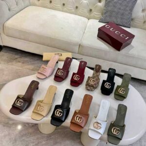 Gucci Shoe Style 2201117