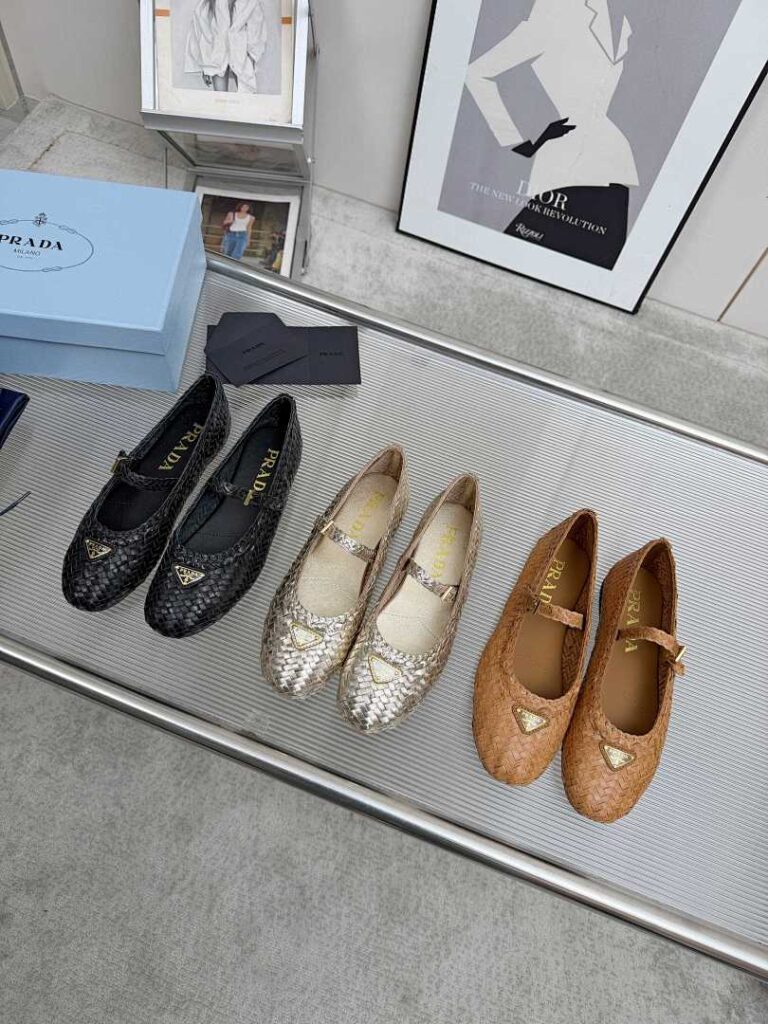 Prada Shoe Style 3901150