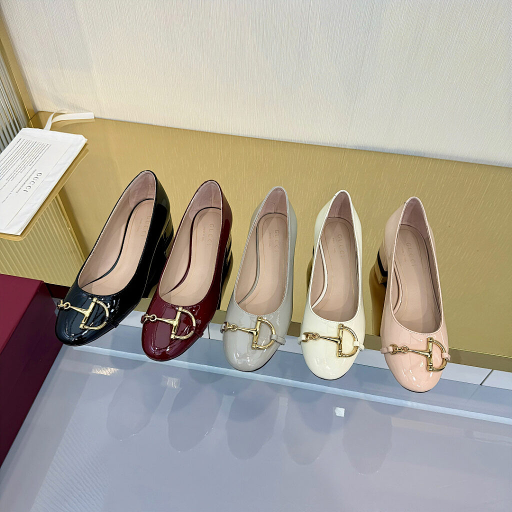 Gucci Shoe Style 3101192