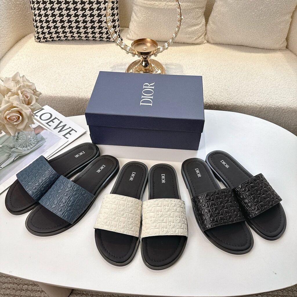 Dior Shoe Style 2101121