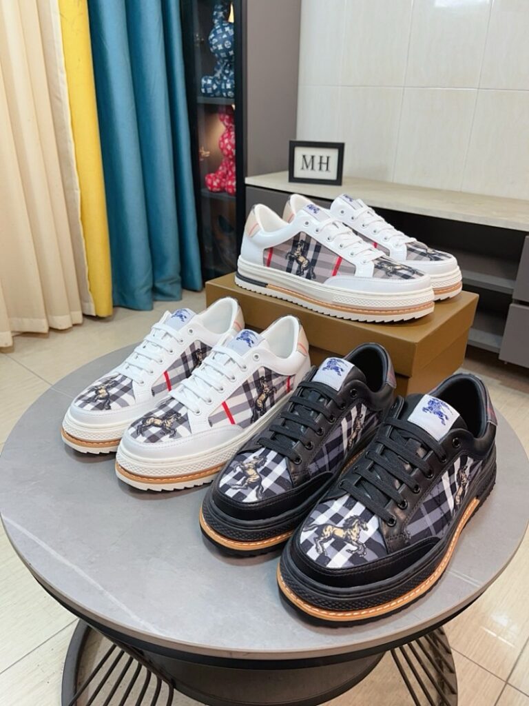 Balenciaga Shoe Style 2301155