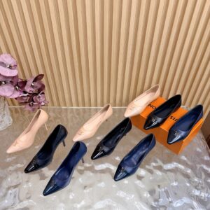 Louis Vuitton Shoe Style 3201197
