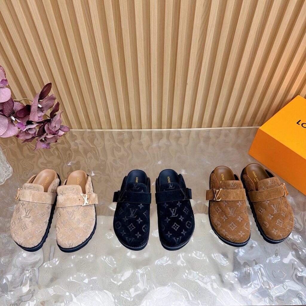 Louis Vuitton Shoe Style 3201197