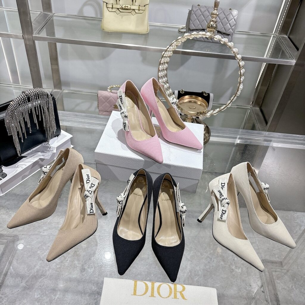 Dior Shoe Style 2701159