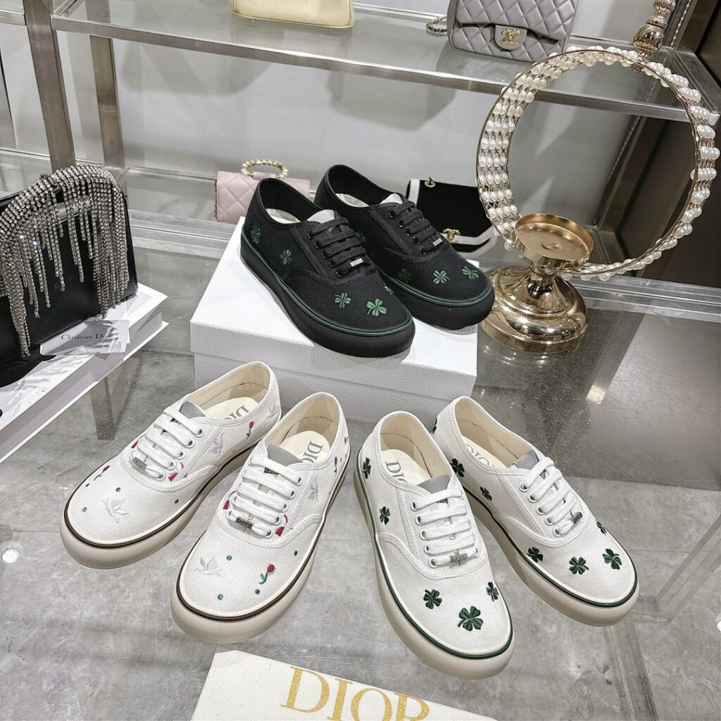 Dior Shoe Style 2701159