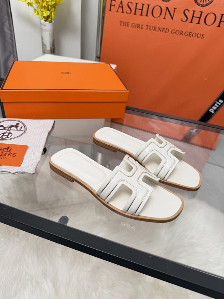 Hermes Shoe Style 2401116