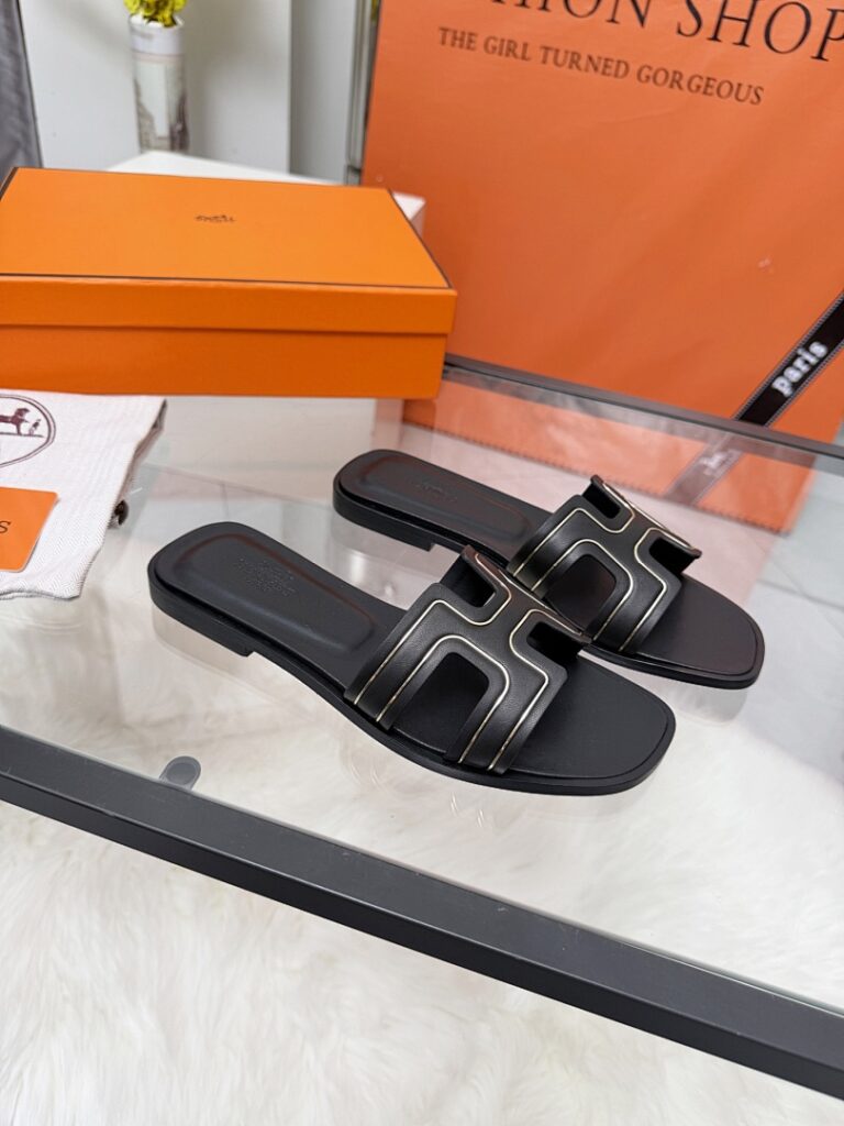 Hermes Shoe Style 2401116
