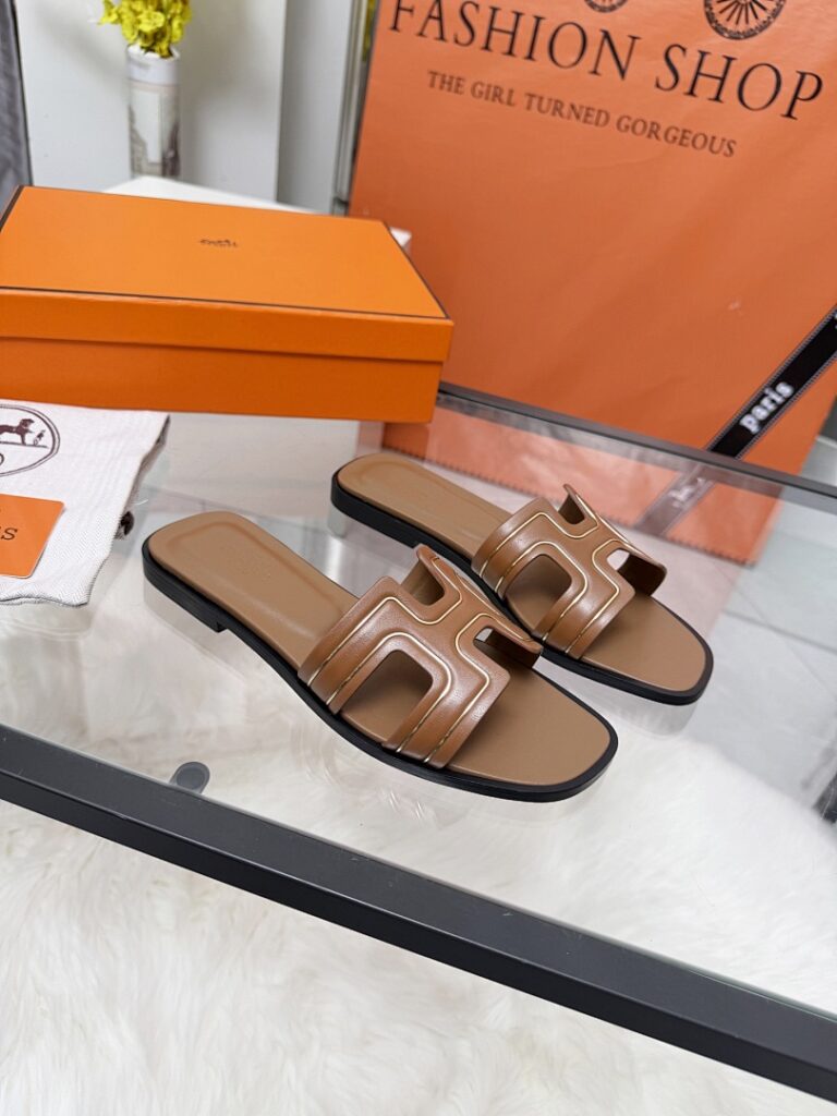 Hermes Shoe Style 2401116