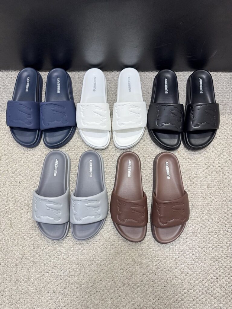 Balenciaga Shoe Style 1701127