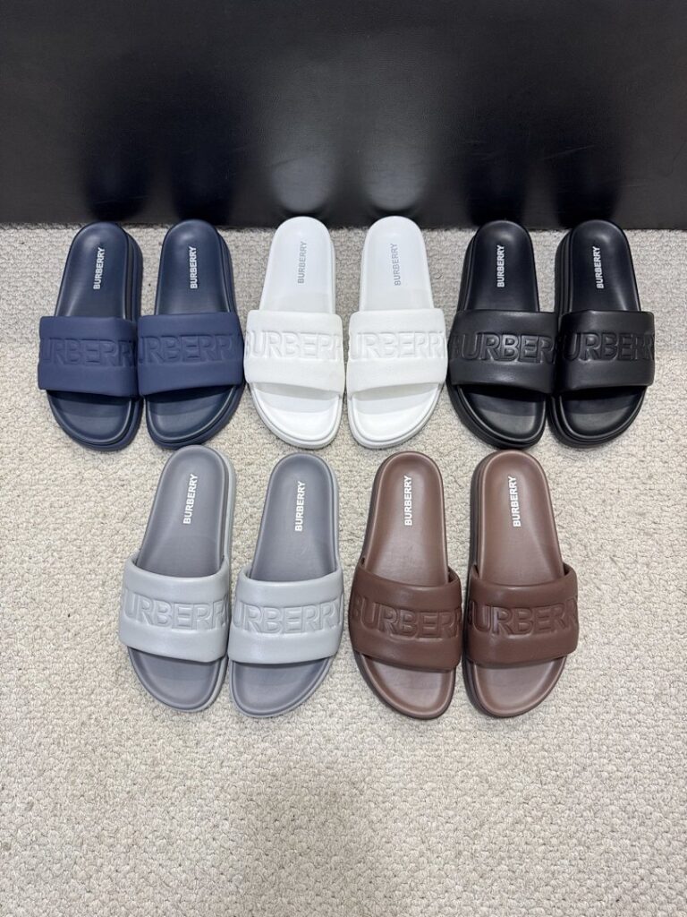 Balenciaga Shoe Style 1701127