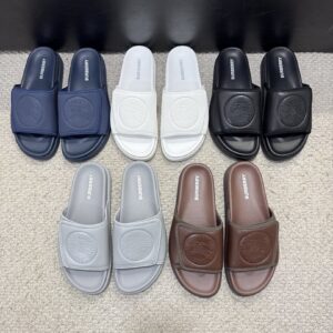 Balenciaga Shoe Style 1701127