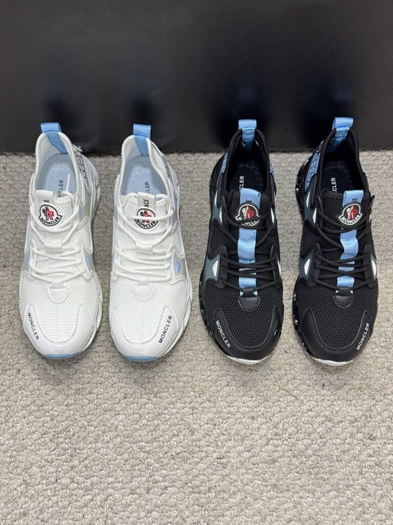 Moncler Shoe Style 2401127