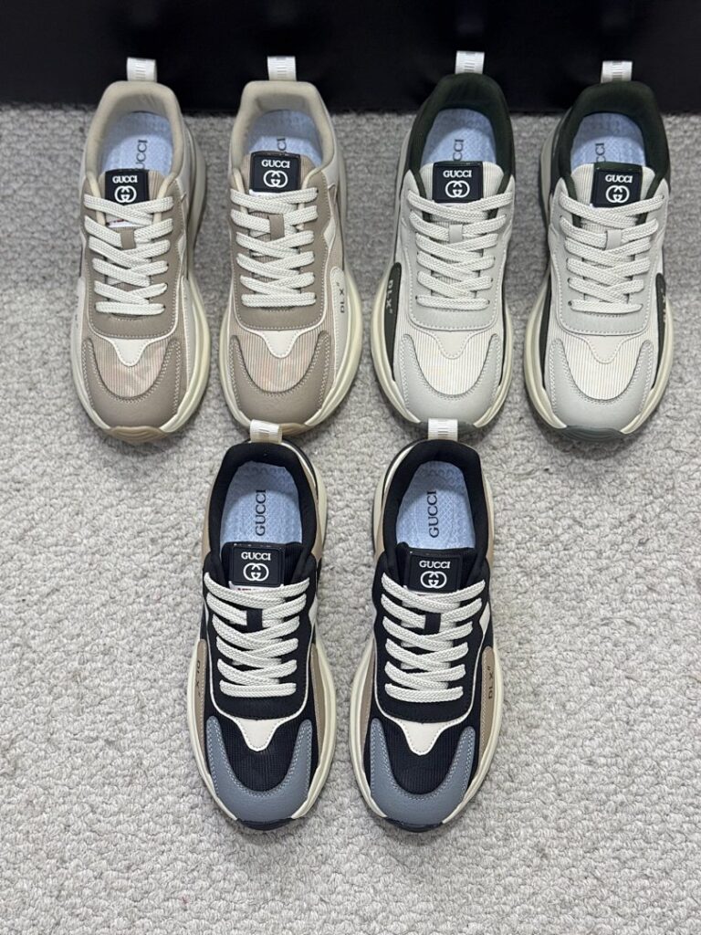 Gucci Shoe Style 2401127