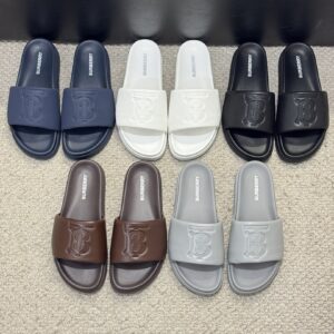 Balenciaga Shoe Style 1701127