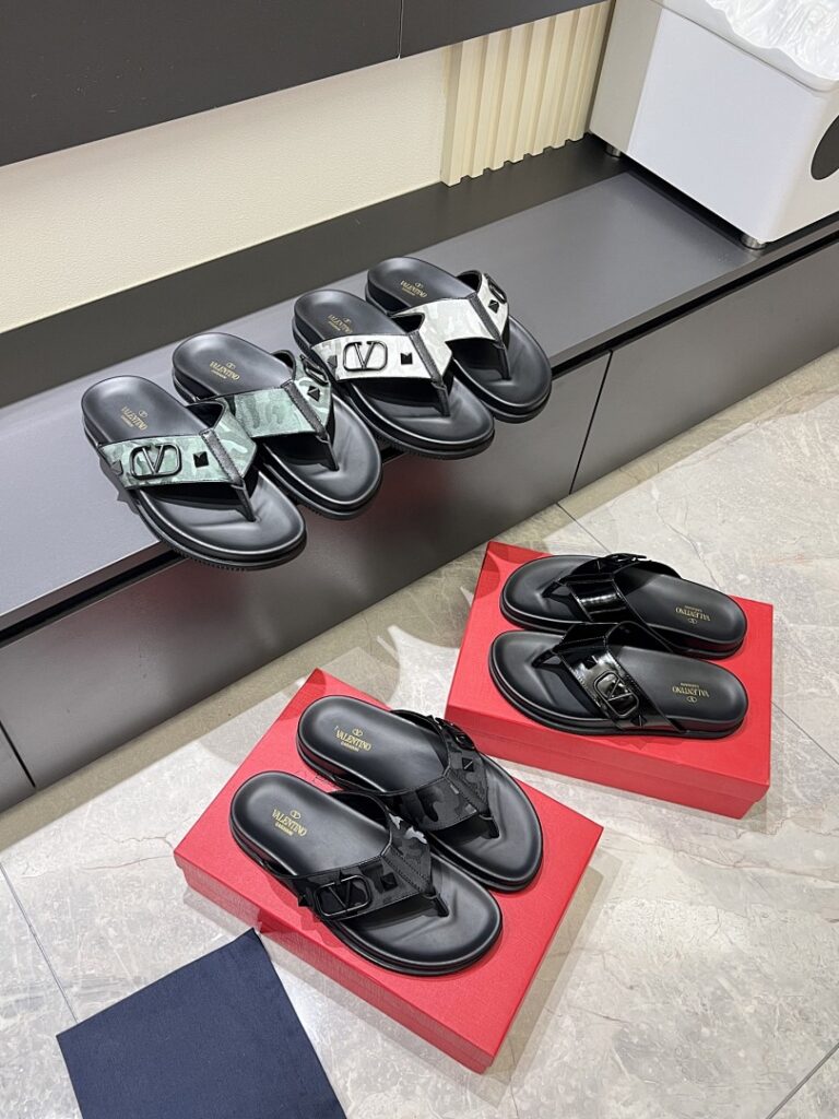 Valentino Shoe Style 1801126