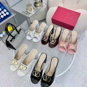 Valentino Shoe Style 2201117