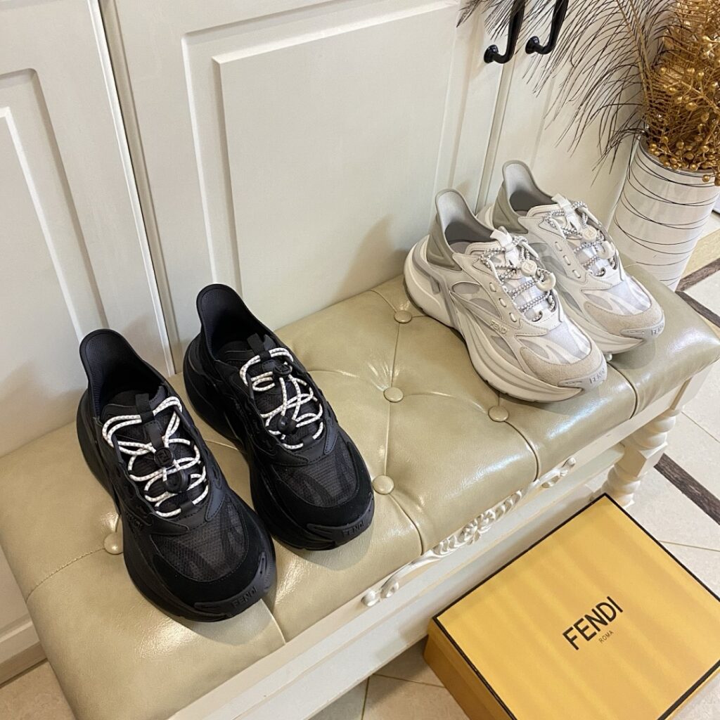 Fendi Shoe Style 4301134