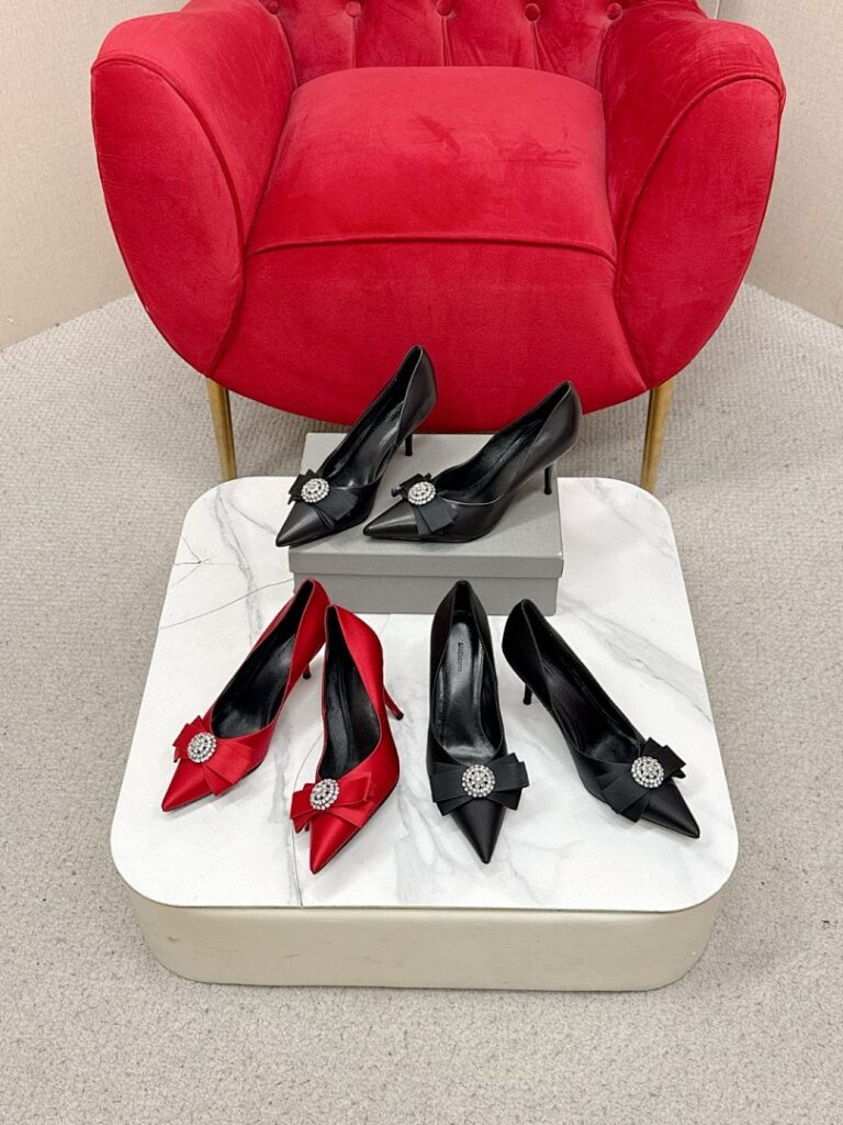 Balenciaga Shoe Style 3301196