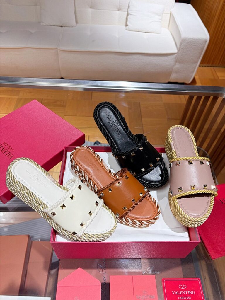 Valentino Shoe Style 3001192