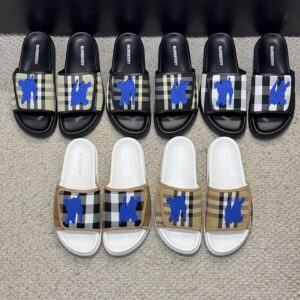 Balenciaga Shoe Style 1701127