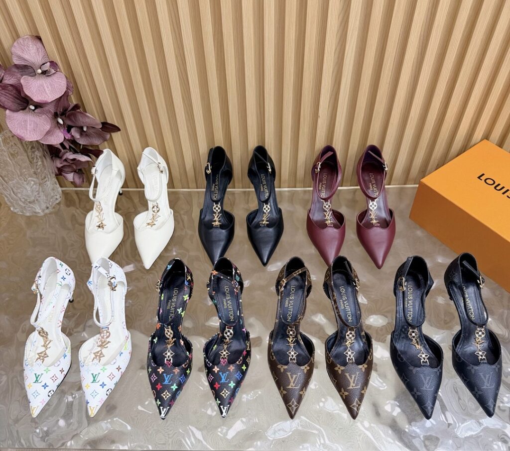 Louis Vuitton Shoe Style 3301197