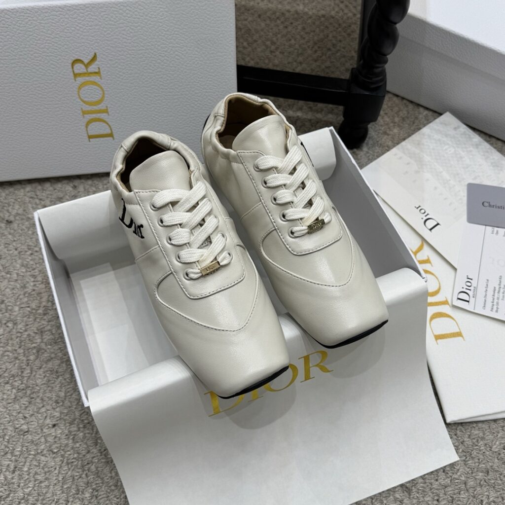 Dior Shoe Style 2902649