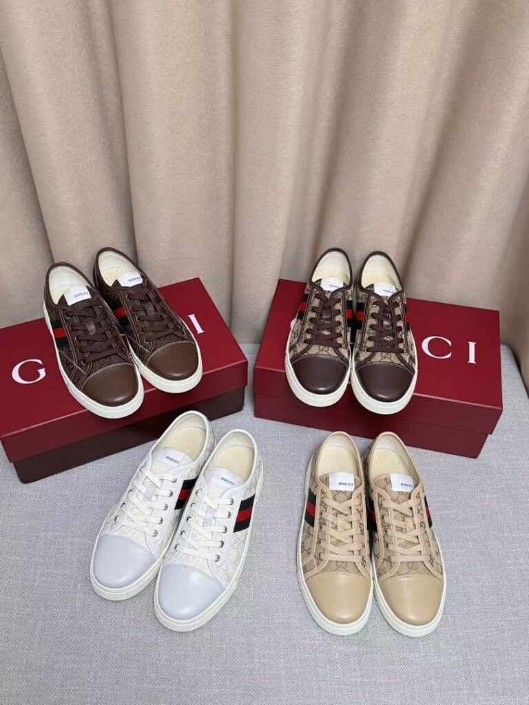 Gucci Shoe Style 2702610