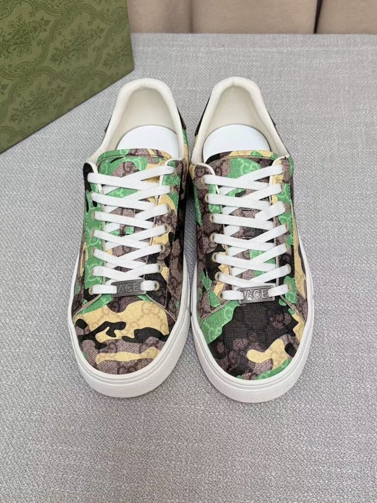 Gucci Shoe Style 2802610