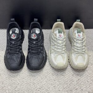 Moncler Shoe Style 2401127