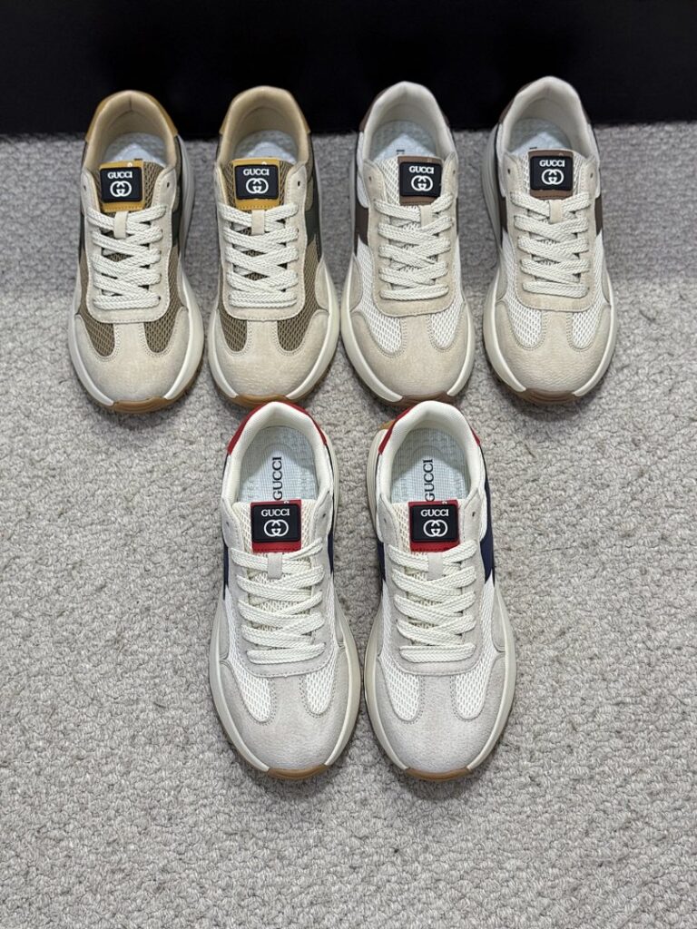 Gucci Shoe Style 2401127