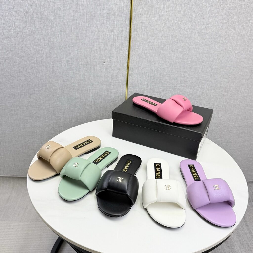 Chanel Shoe Style 2401184