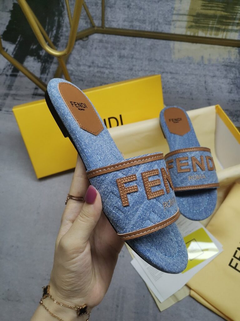 Fendi Shoe Style 1701173