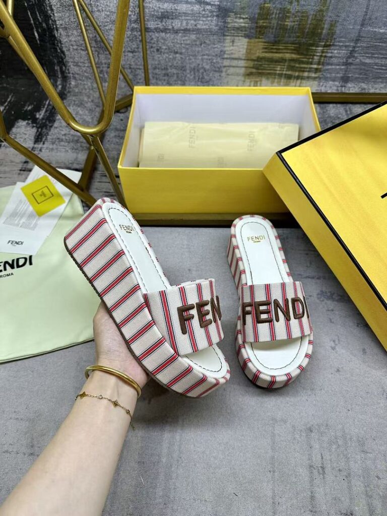 Fendi Shoe Style 2201173