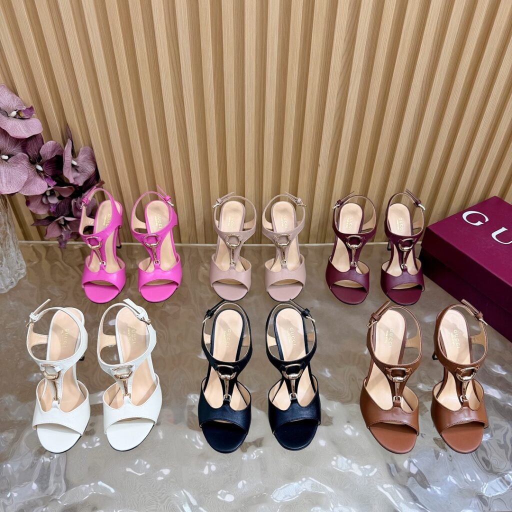 Gucci Shoe Style 3201197